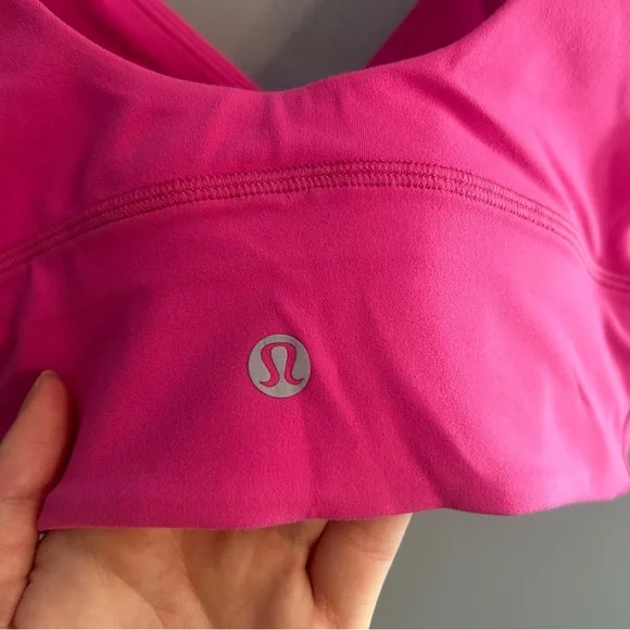 Lululemon Align V-Neck Bra - Light Support 💖 - Picture 8 of 9